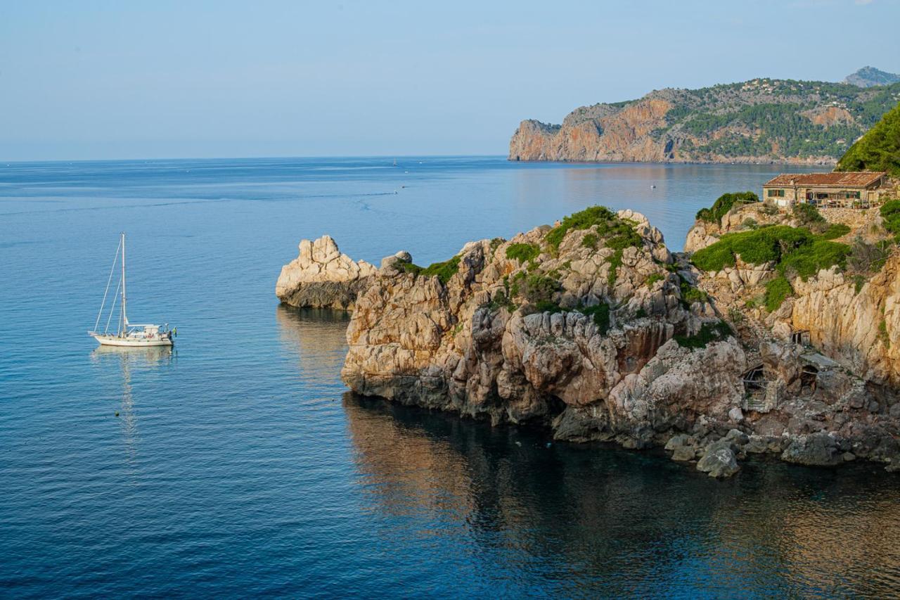 Cala * Deia